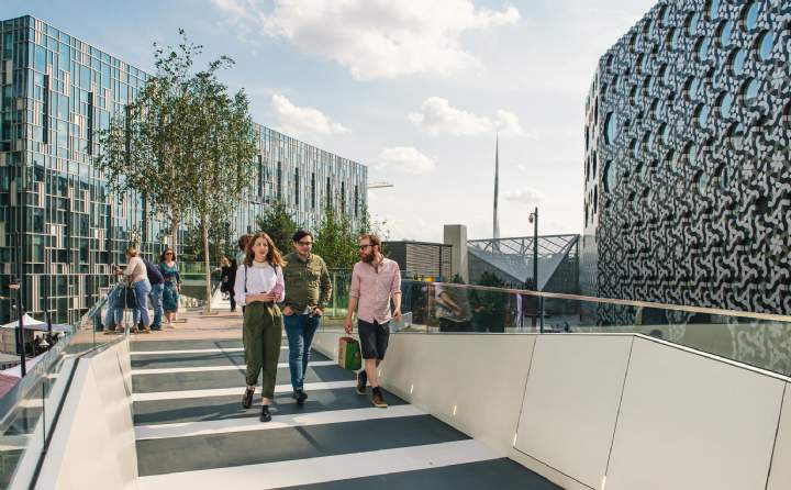 London's first elevated linear park London's first elevated linear park